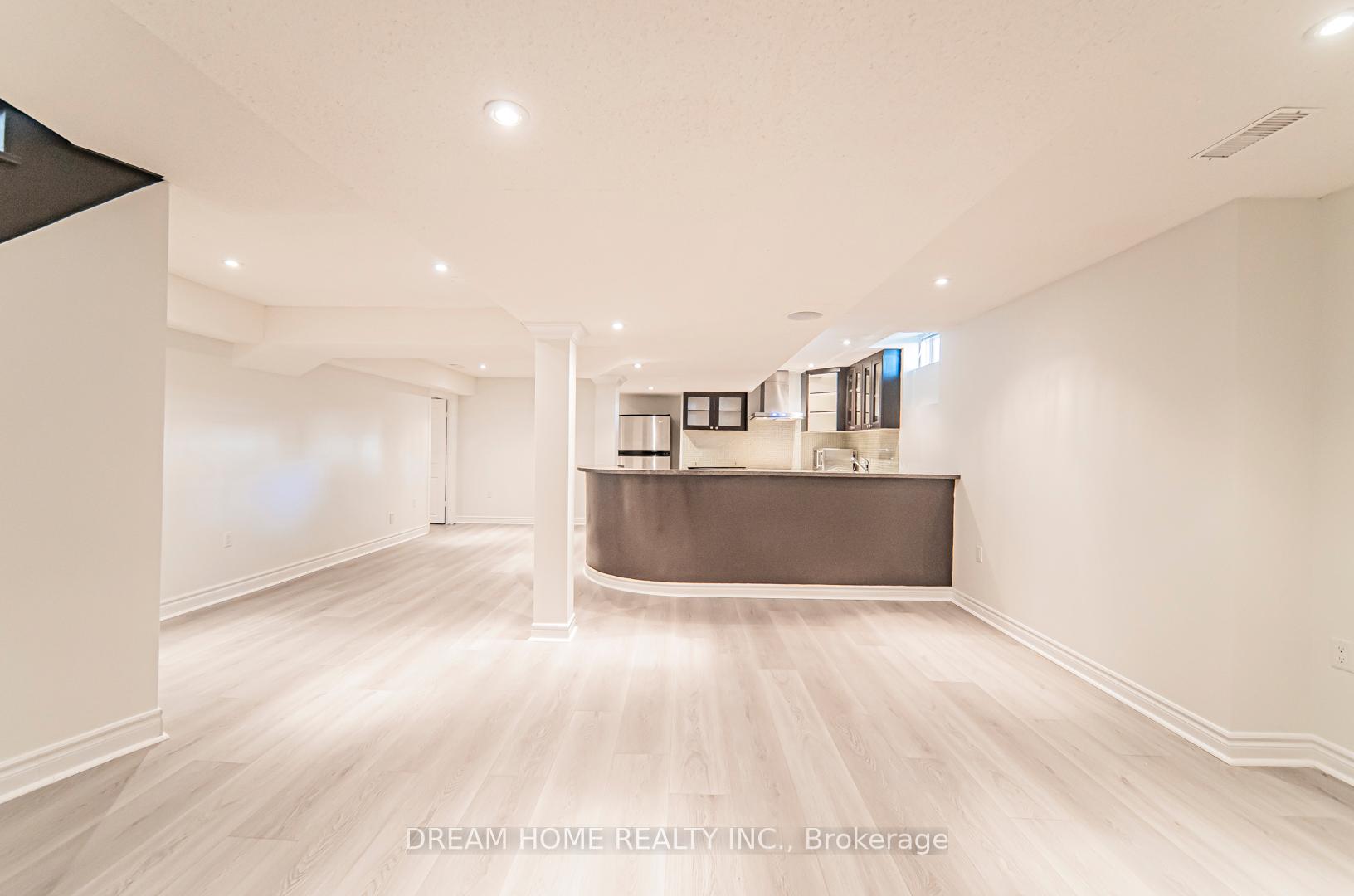 Photo 33 of 460 Sonoma Boulevard, Vaughan, Sonoma Heights — HOMEH