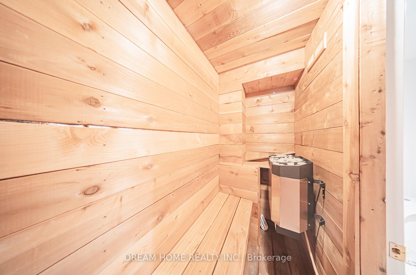 Photo 37 of 460 Sonoma Boulevard, Vaughan, Sonoma Heights — HOMEH