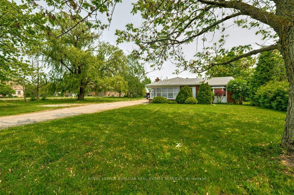 Photo 1 of 114 Second Road E, Hamilton, Rural Stoney Creek — HOMEH