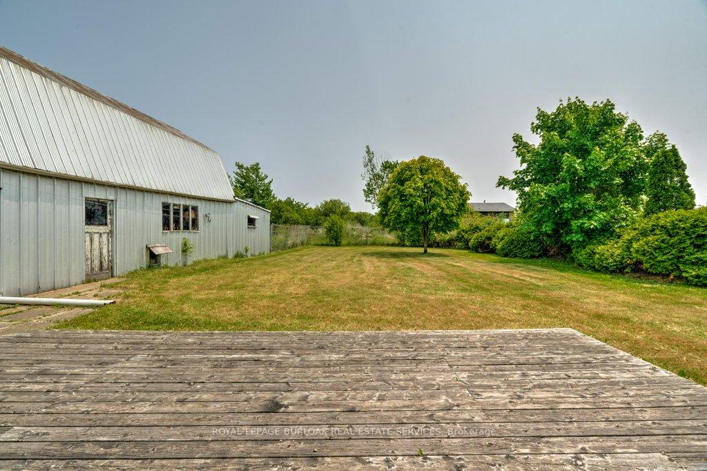 Photo 5 of 114 Second Road E, Hamilton, Rural Stoney Creek — HOMEH