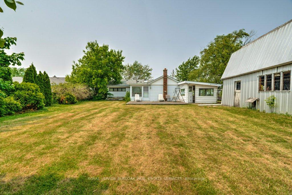 Photo 7 of 114 Second Road E, Hamilton, Rural Stoney Creek — HOMEH