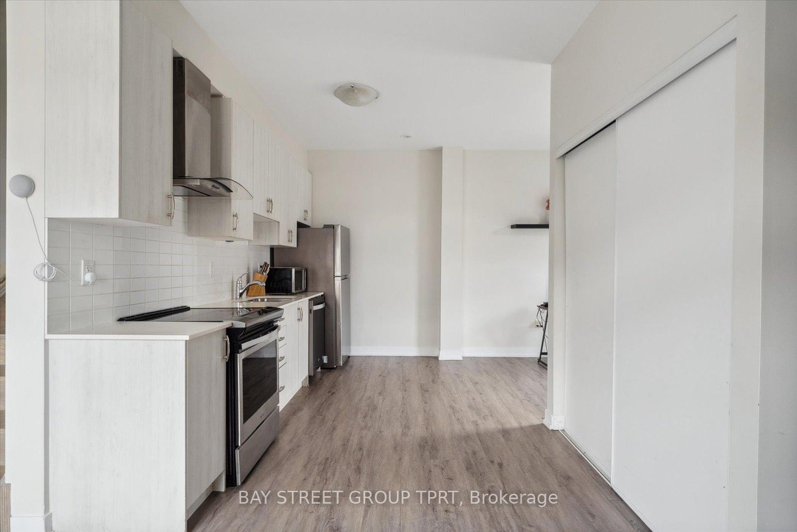 Photo 14 of 2 Allward Street, Vaughan, Vaughan Grove — HOMEH