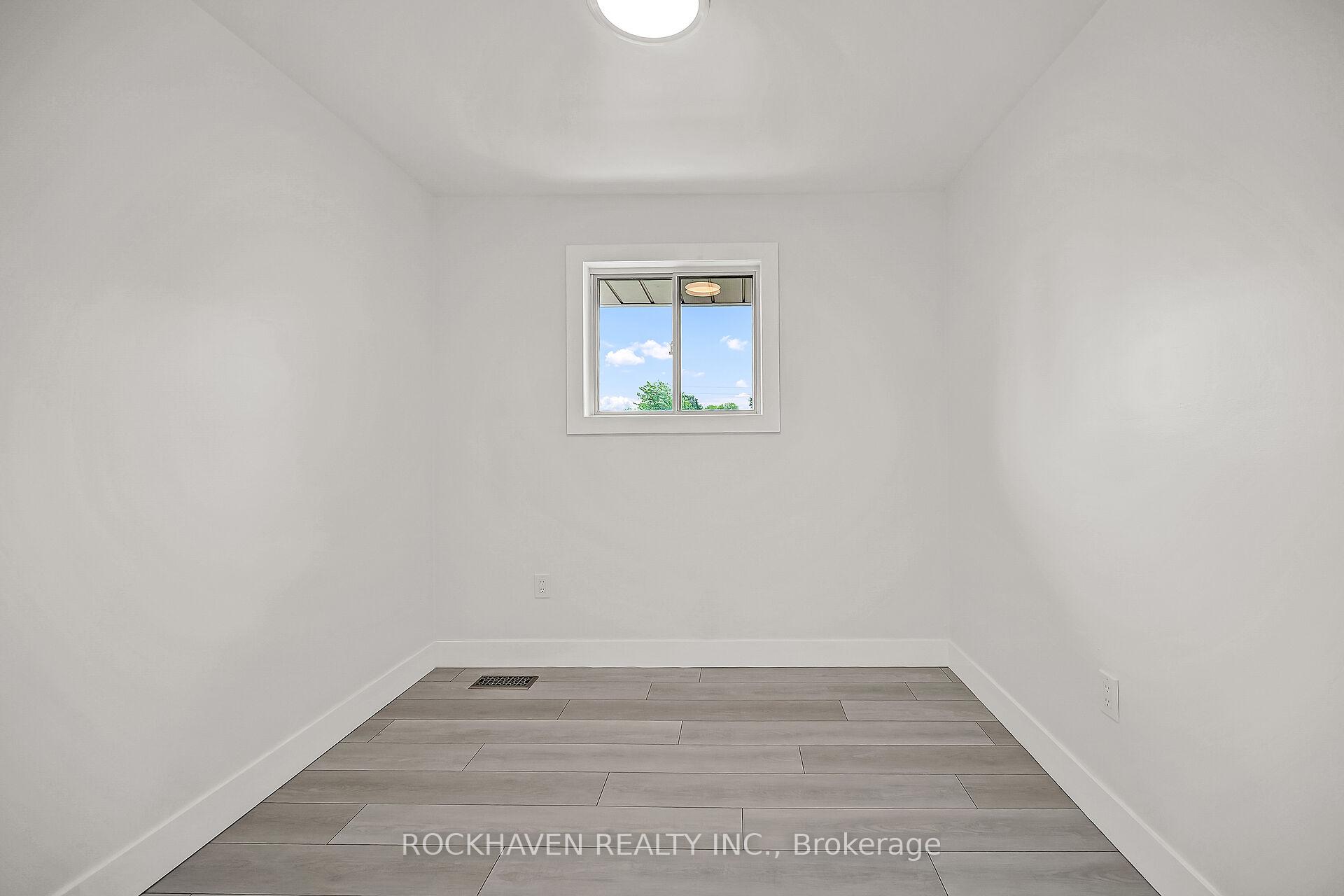 Photo 15 of 488 Upper Kenilworth Avenue, Hamilton, Huntington — HOMEH