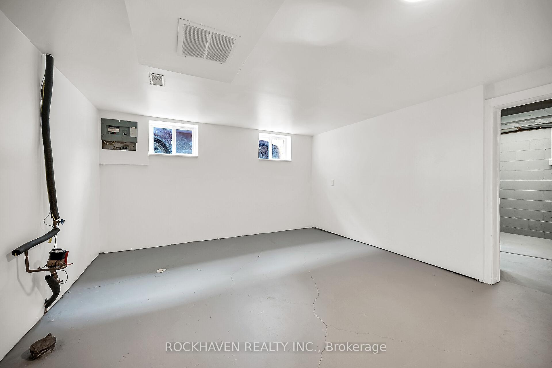 Photo 21 of 488 Upper Kenilworth Avenue, Hamilton, Huntington — HOMEH