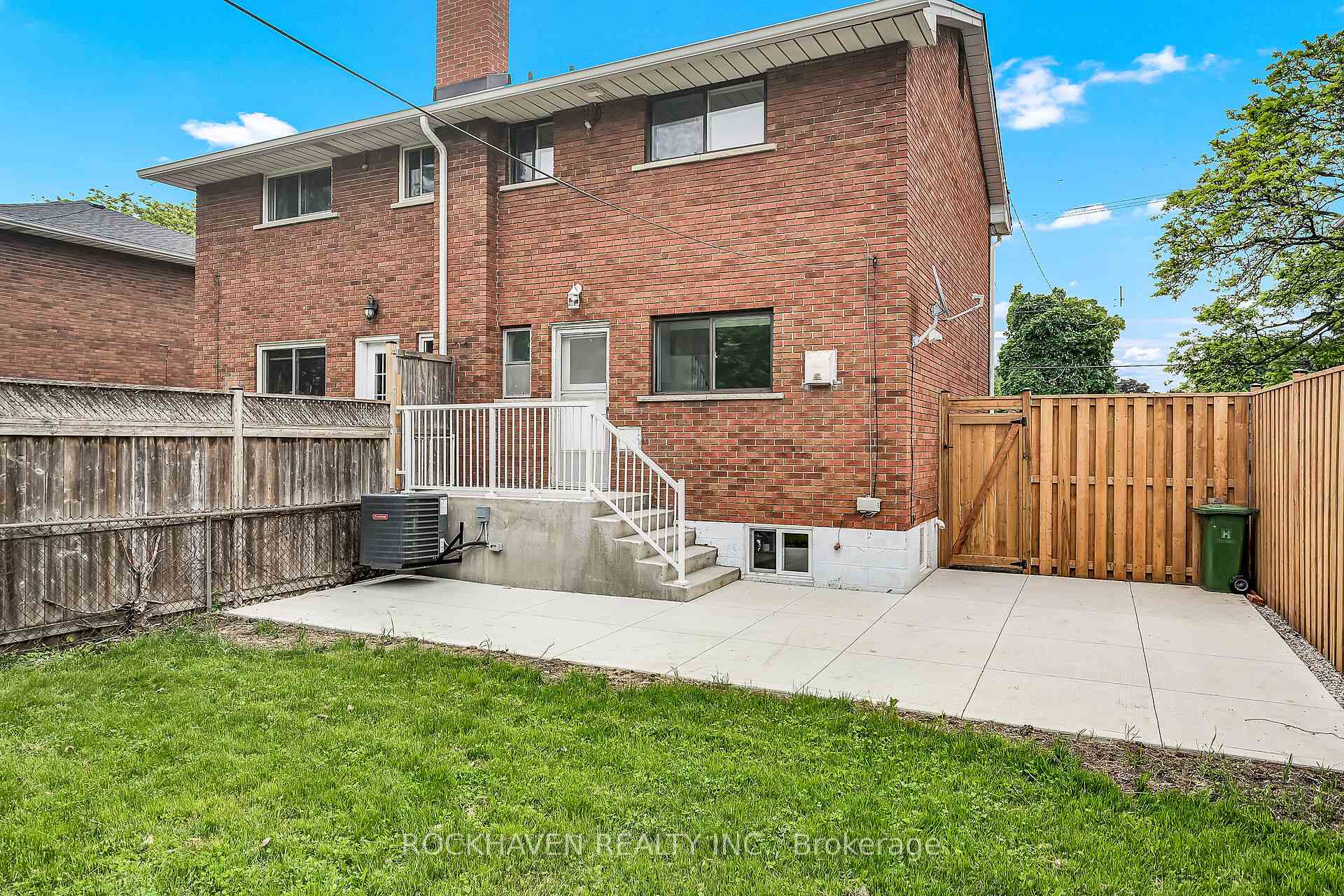 Photo 28 of 488 Upper Kenilworth Avenue, Hamilton, Huntington — HOMEH
