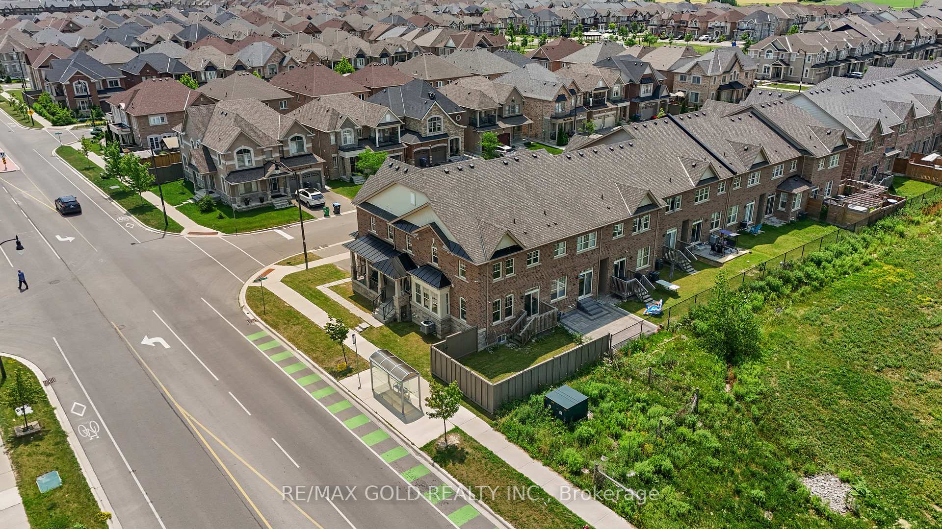 Photo 16 of 324 Veterans Drive, Brampton, Northwest Brampton — HOMEH