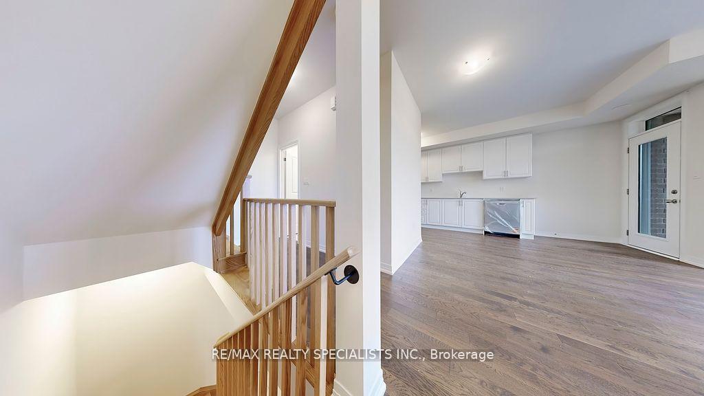 Photo 34 of 18 Monreau Drive, Brampton, Northwest Brampton — HOMEH