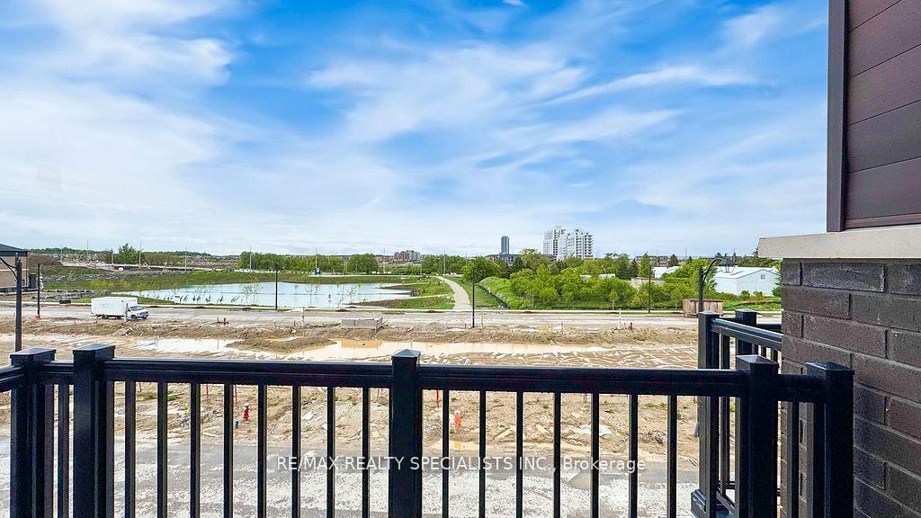 Photo 43 of 18 Monreau Drive, Brampton, Northwest Brampton — HOMEH