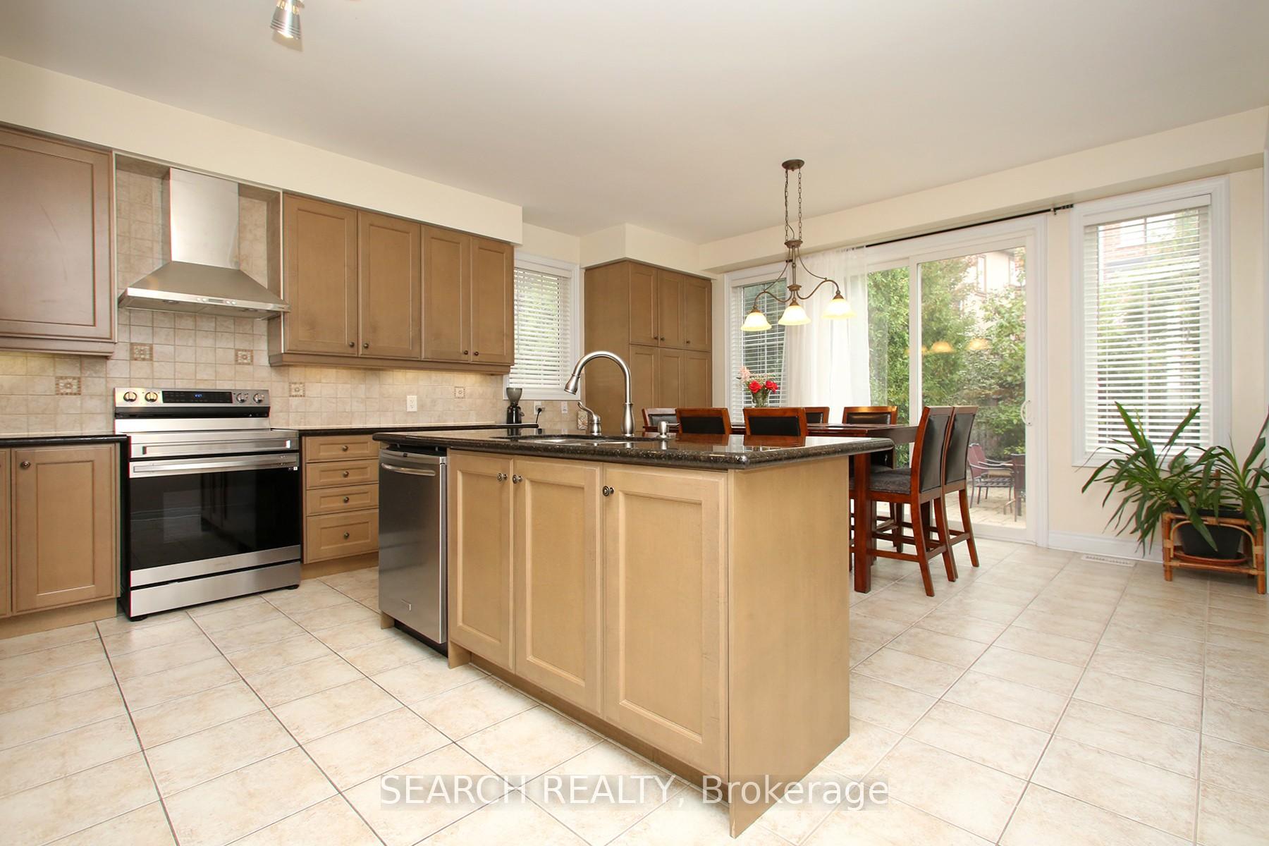 Photo 10 of 9 Little Hannah Lane, Vaughan, Patterson — HOMEH