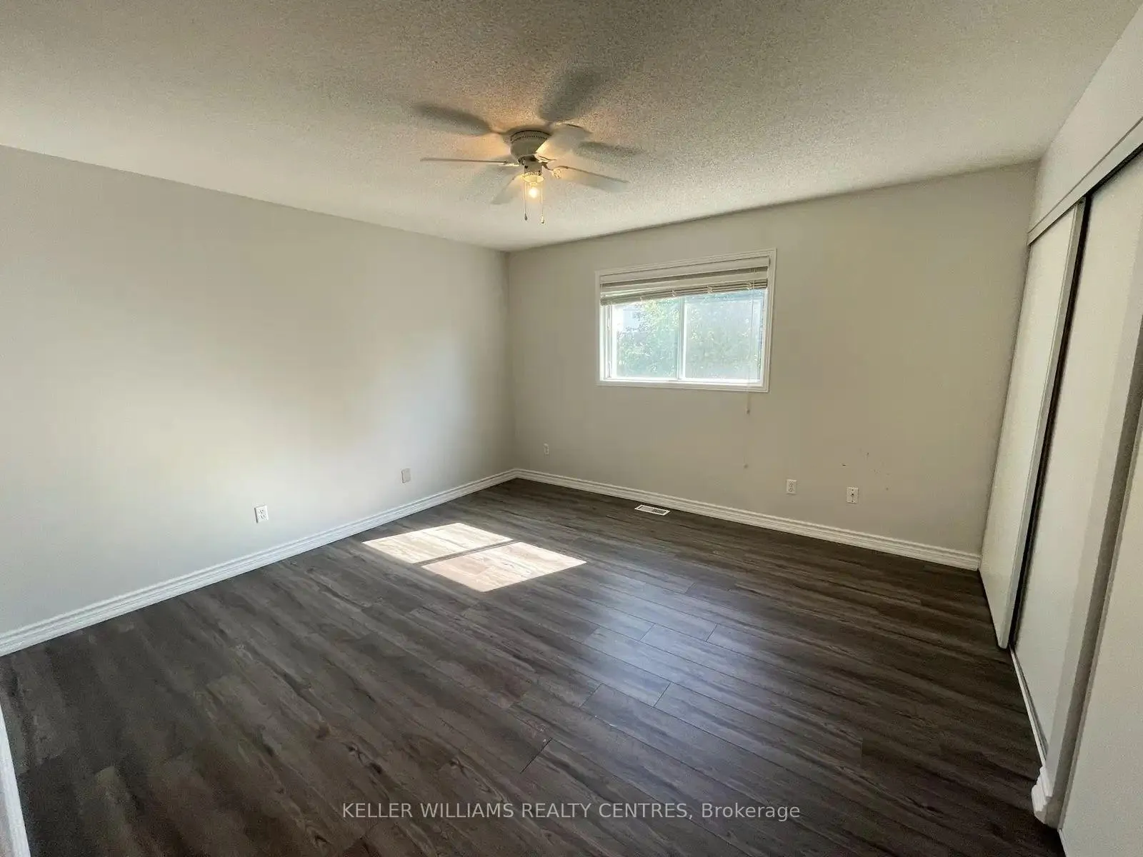 Photo 9 of 111 Athabaska Road, Barrie, Holly — HOMEH