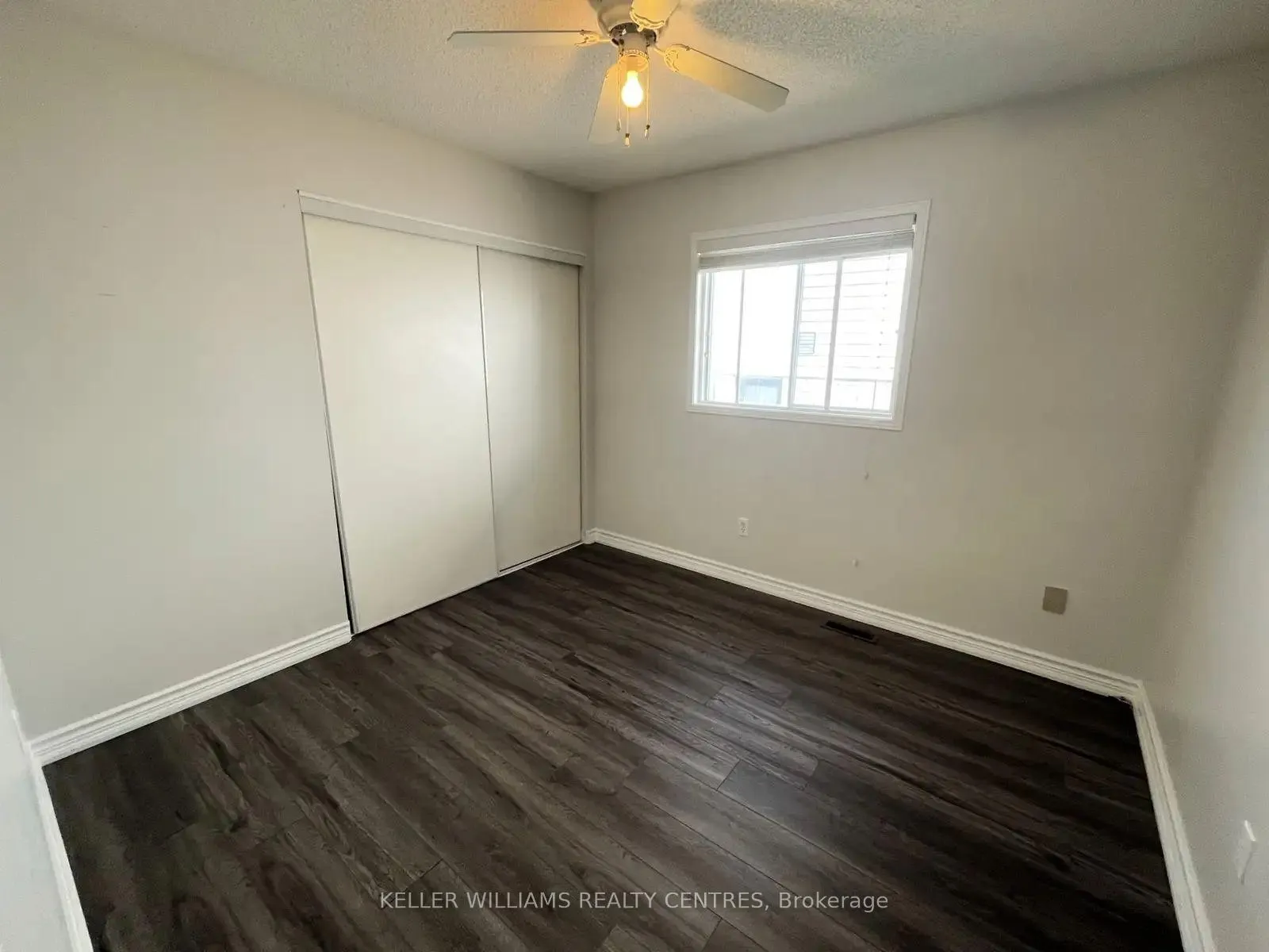 Photo 12 of 111 Athabaska Road, Barrie, Holly — HOMEH