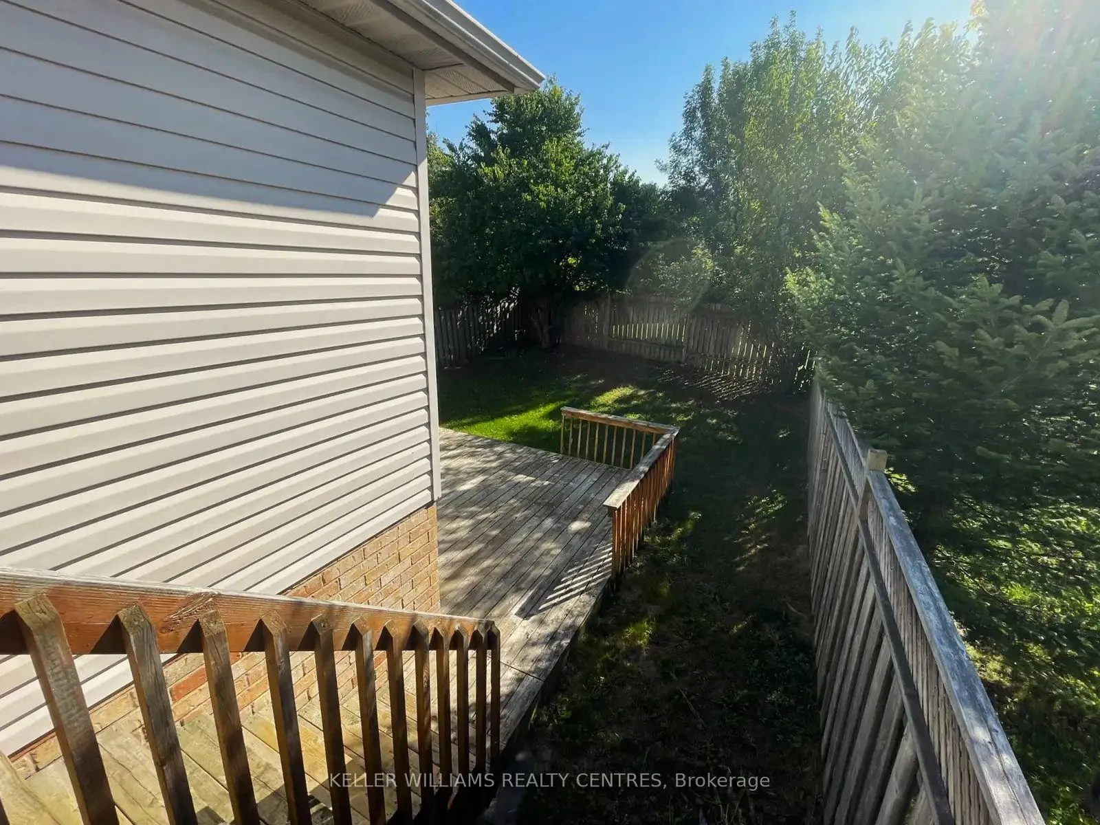 Photo 13 of 111 Athabaska Road, Barrie, Holly — HOMEH