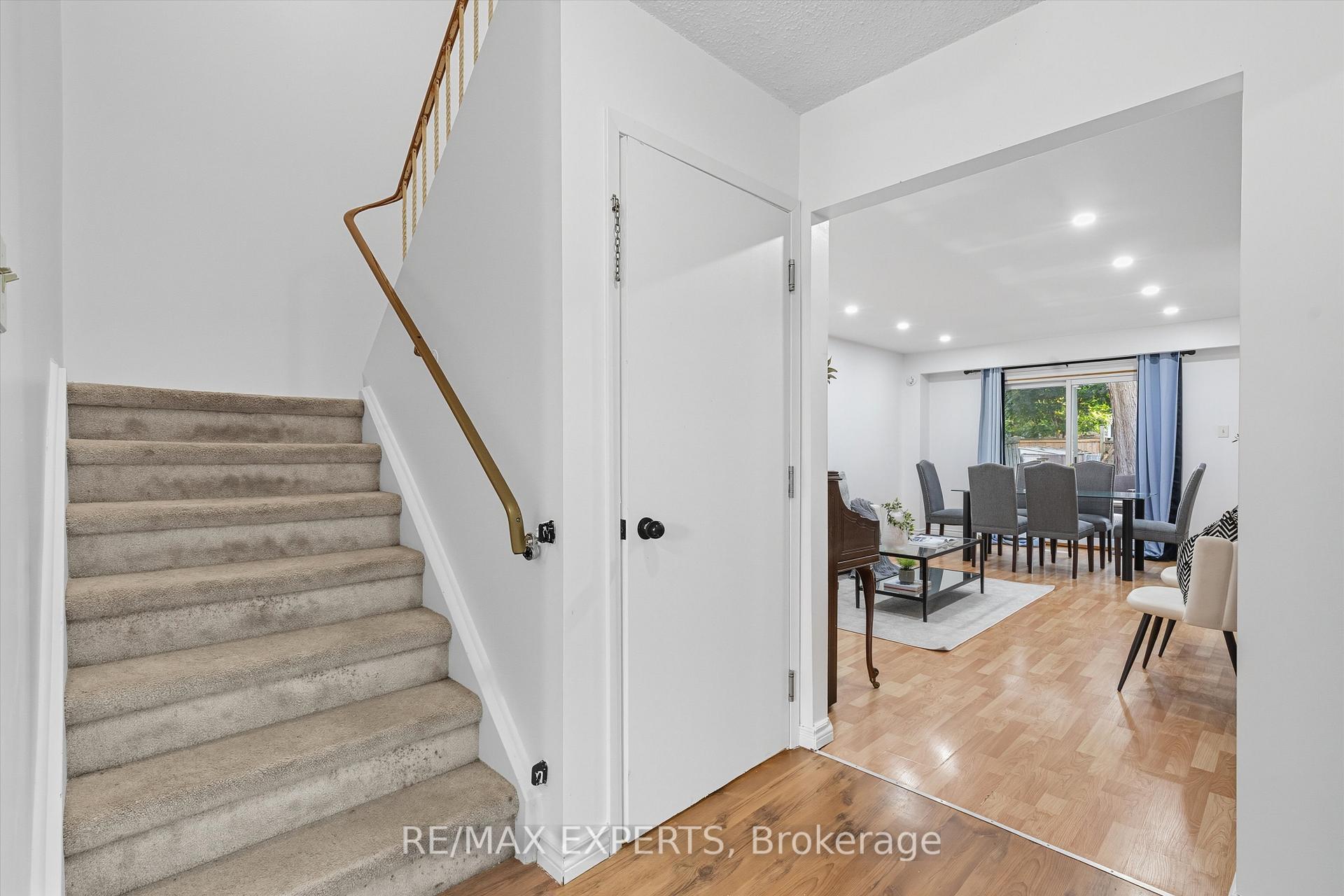 Photo 2 of 36 Nancy Mccredie Drive, Brampton, Brampton West — HOMEH