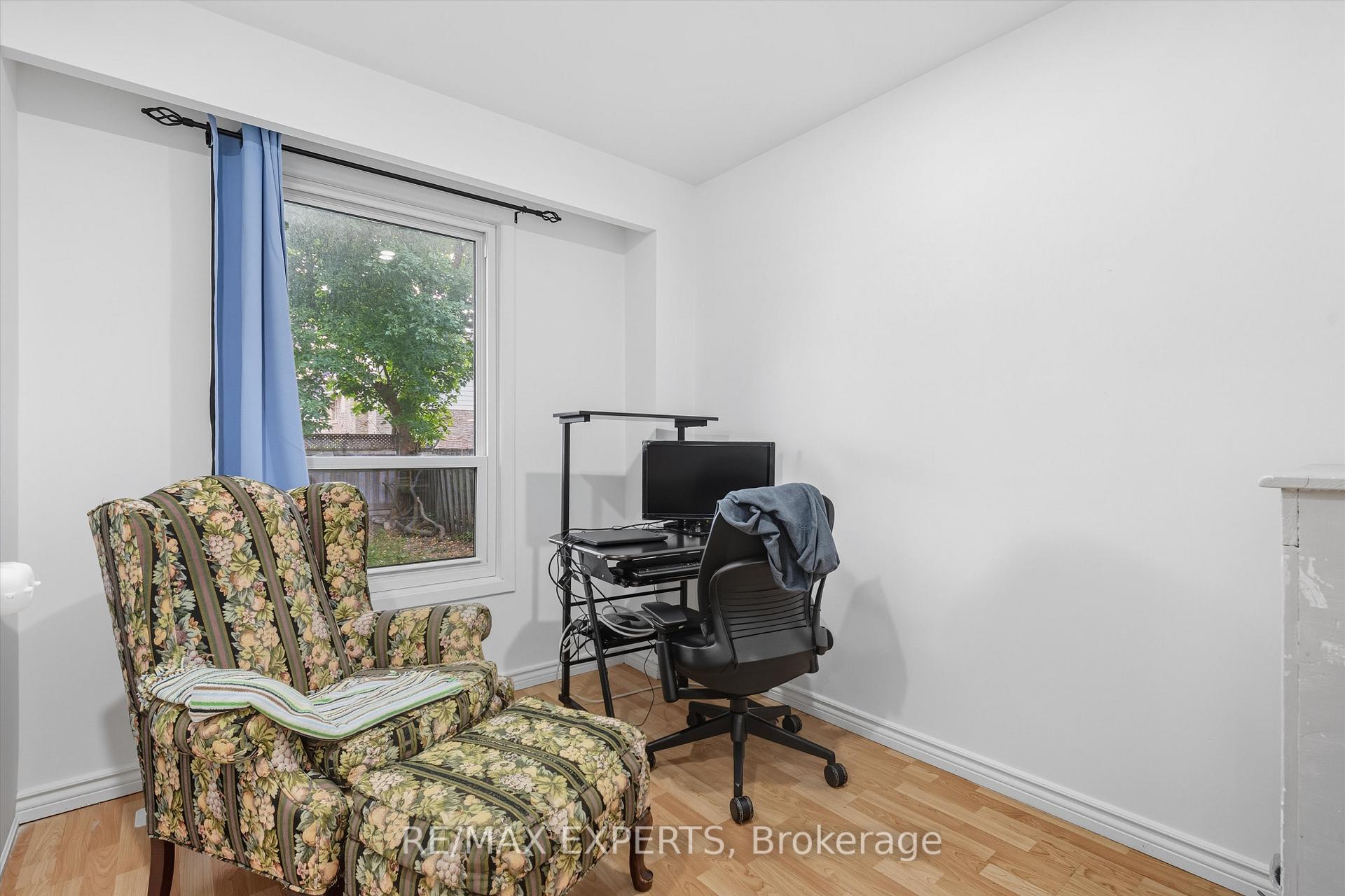 Photo 12 of 36 Nancy Mccredie Drive, Brampton, Brampton West — HOMEH