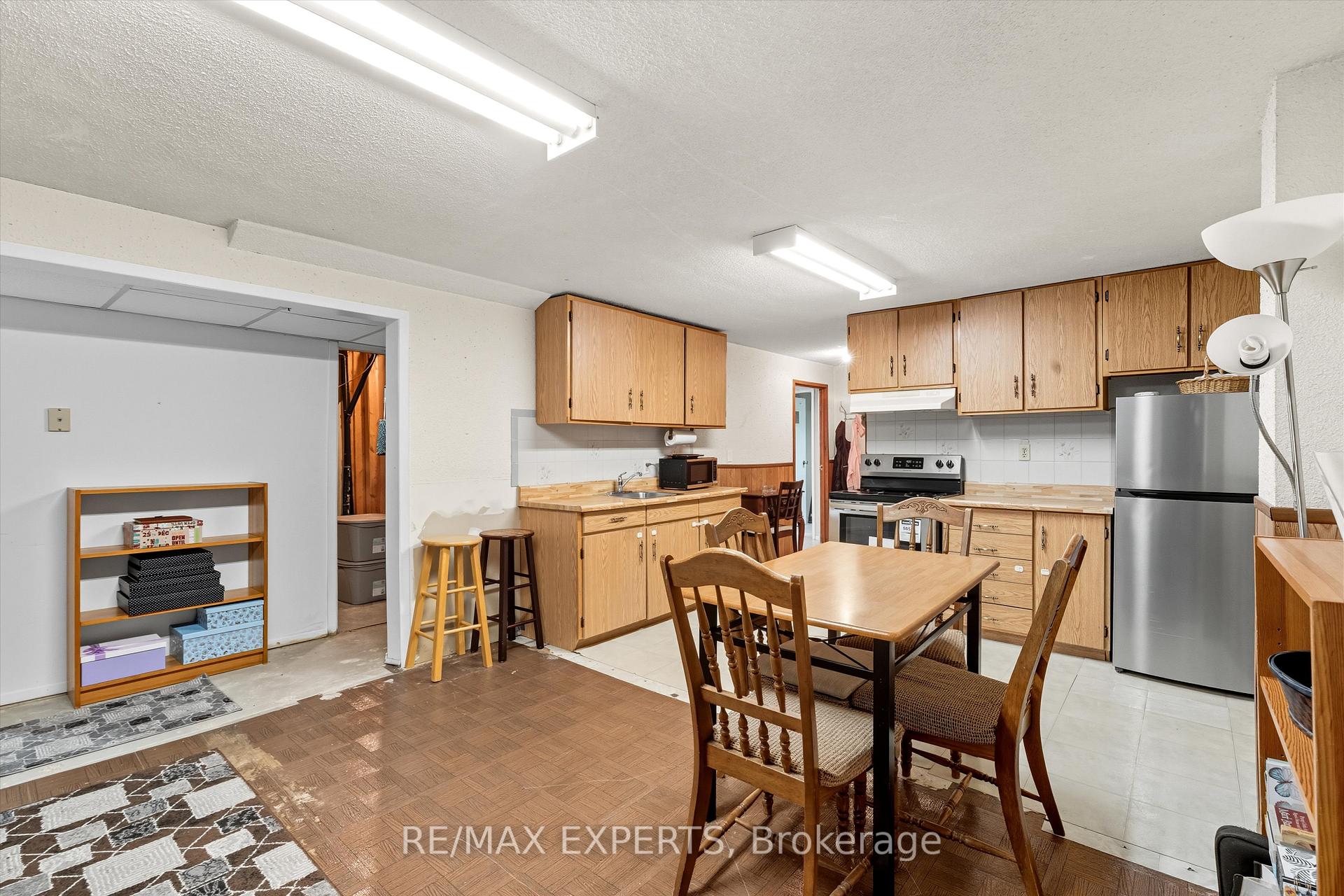 Photo 18 of 36 Nancy Mccredie Drive, Brampton, Brampton West — HOMEH