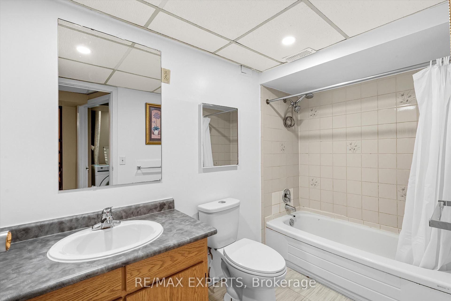 Photo 22 of 36 Nancy Mccredie Drive, Brampton, Brampton West — HOMEH