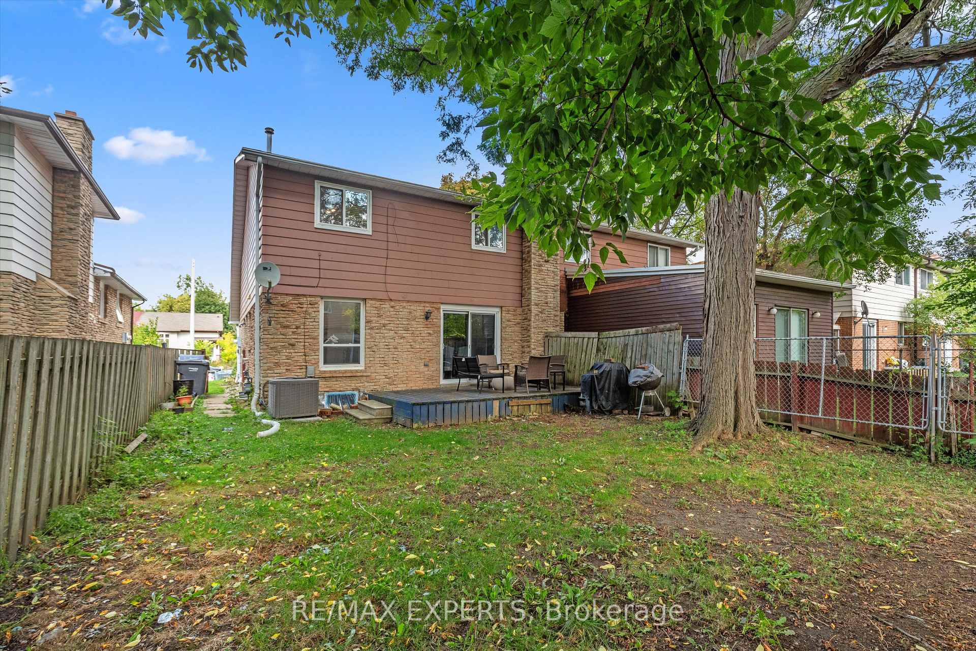 Photo 26 of 36 Nancy Mccredie Drive, Brampton, Brampton West — HOMEH