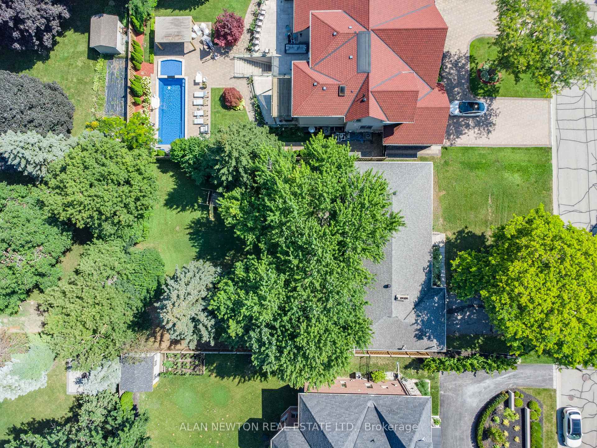 Photo 6 of 21 Vistaview Boulevard, Vaughan, Uplands — HOMEH