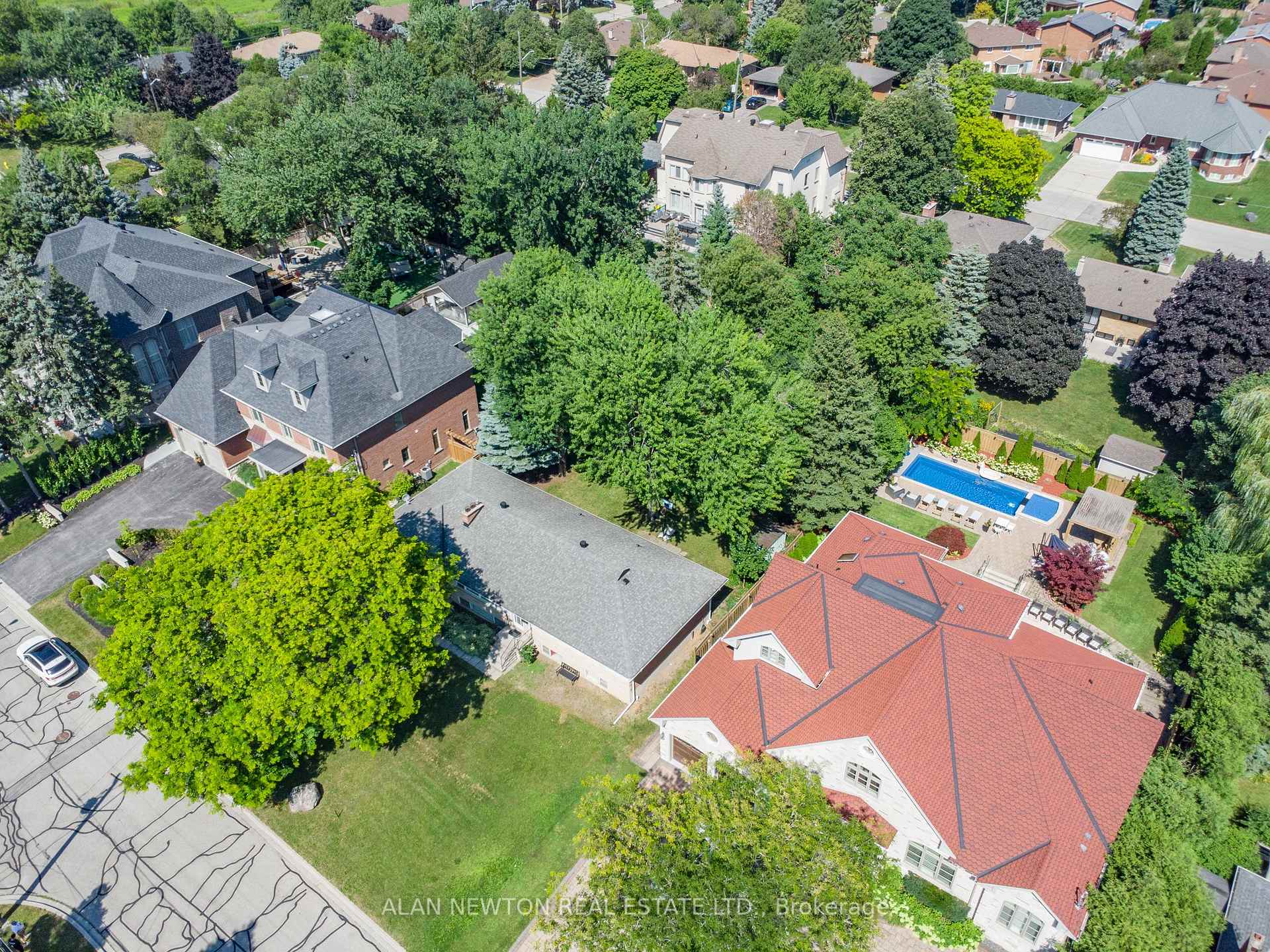 Photo 18 of 21 Vistaview Boulevard, Vaughan, Uplands — HOMEH