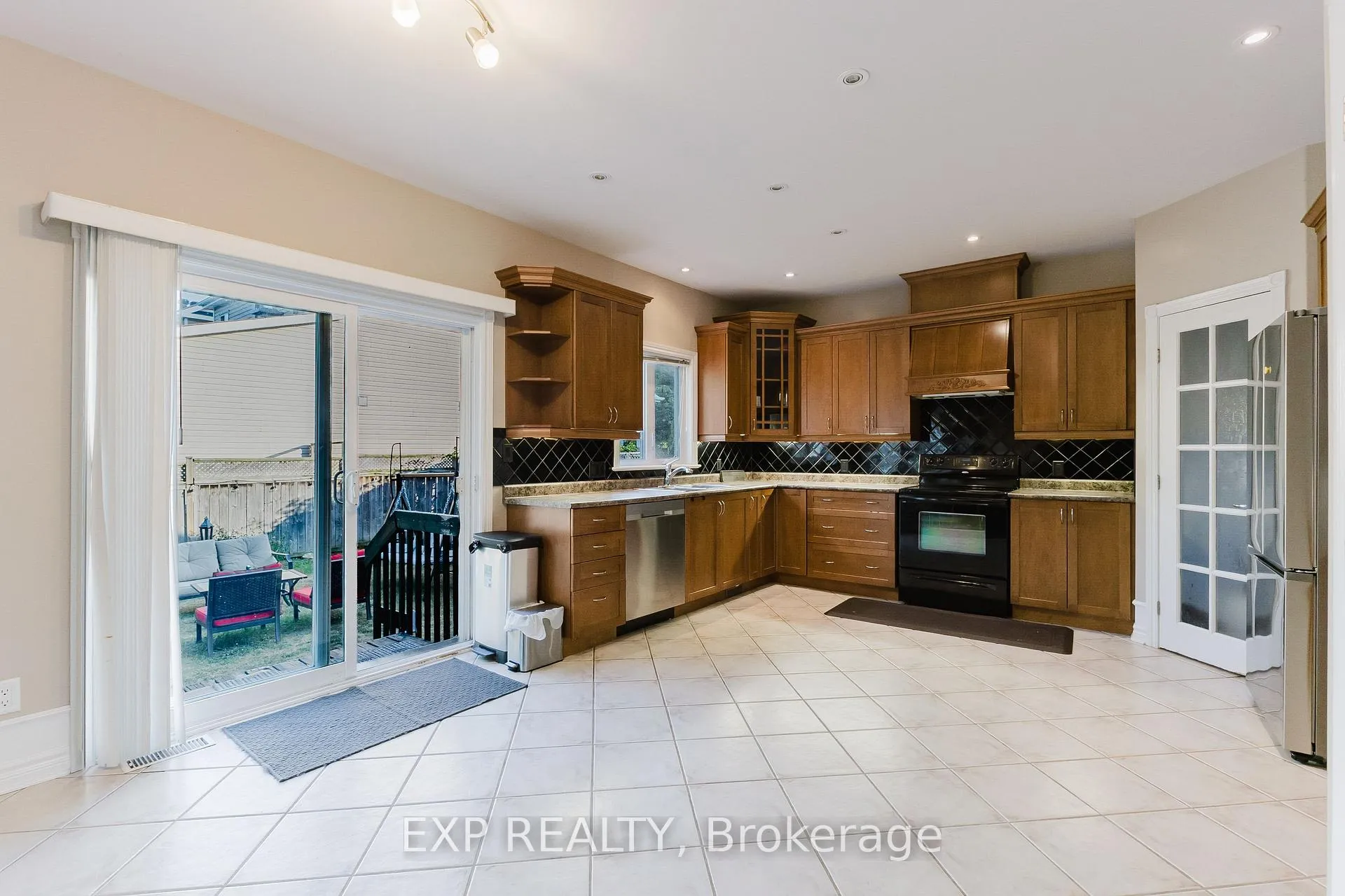 Photo 10 of 263 Deercroft Avenue, Ottawa, Barrhaven - Longfields — HOMEH