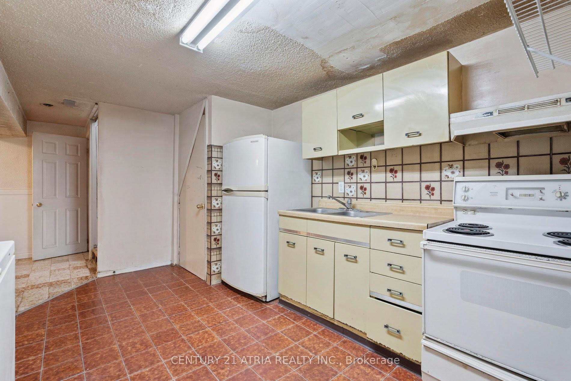 Photo 22 of 28 Glenmore Crescent, Brampton, Northgate — HOMEH
