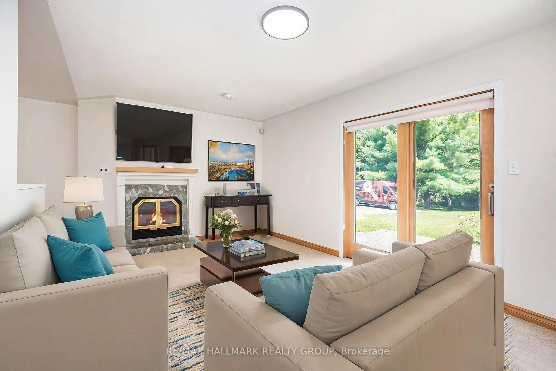 Photo 9 of 4196 Piperville Road, Ottawa, Carlsbad Springs — HOMEH