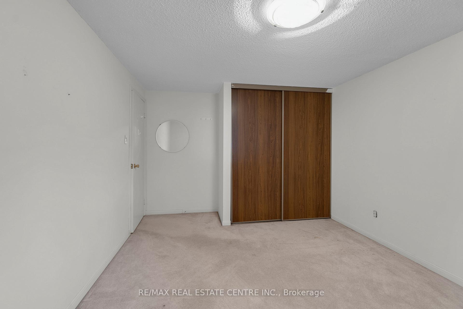 Photo 27 of 24 Thatcher Court, Brampton, Heart Lake West — HOMEH