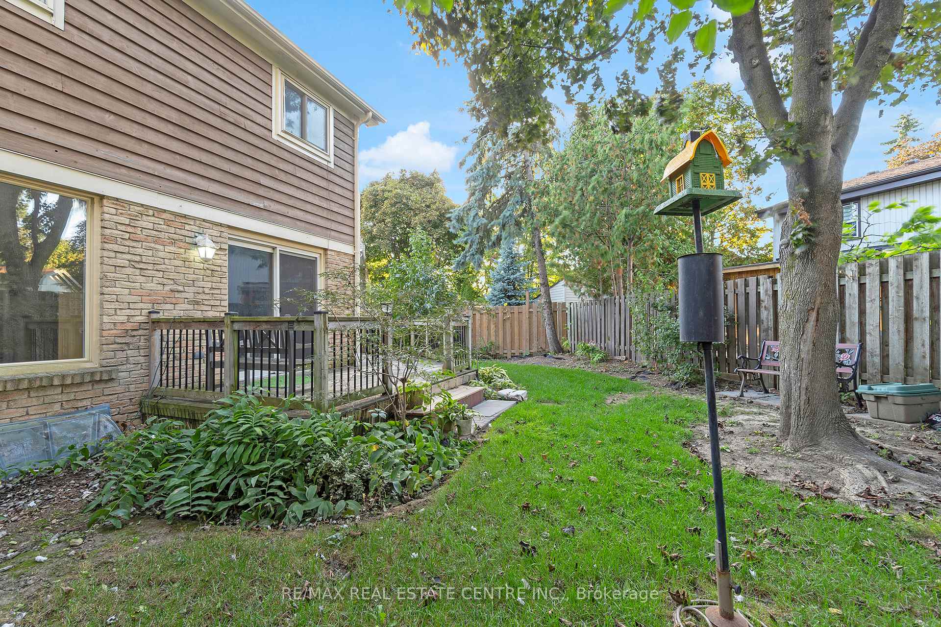 Photo 35 of 24 Thatcher Court, Brampton, Heart Lake West — HOMEH