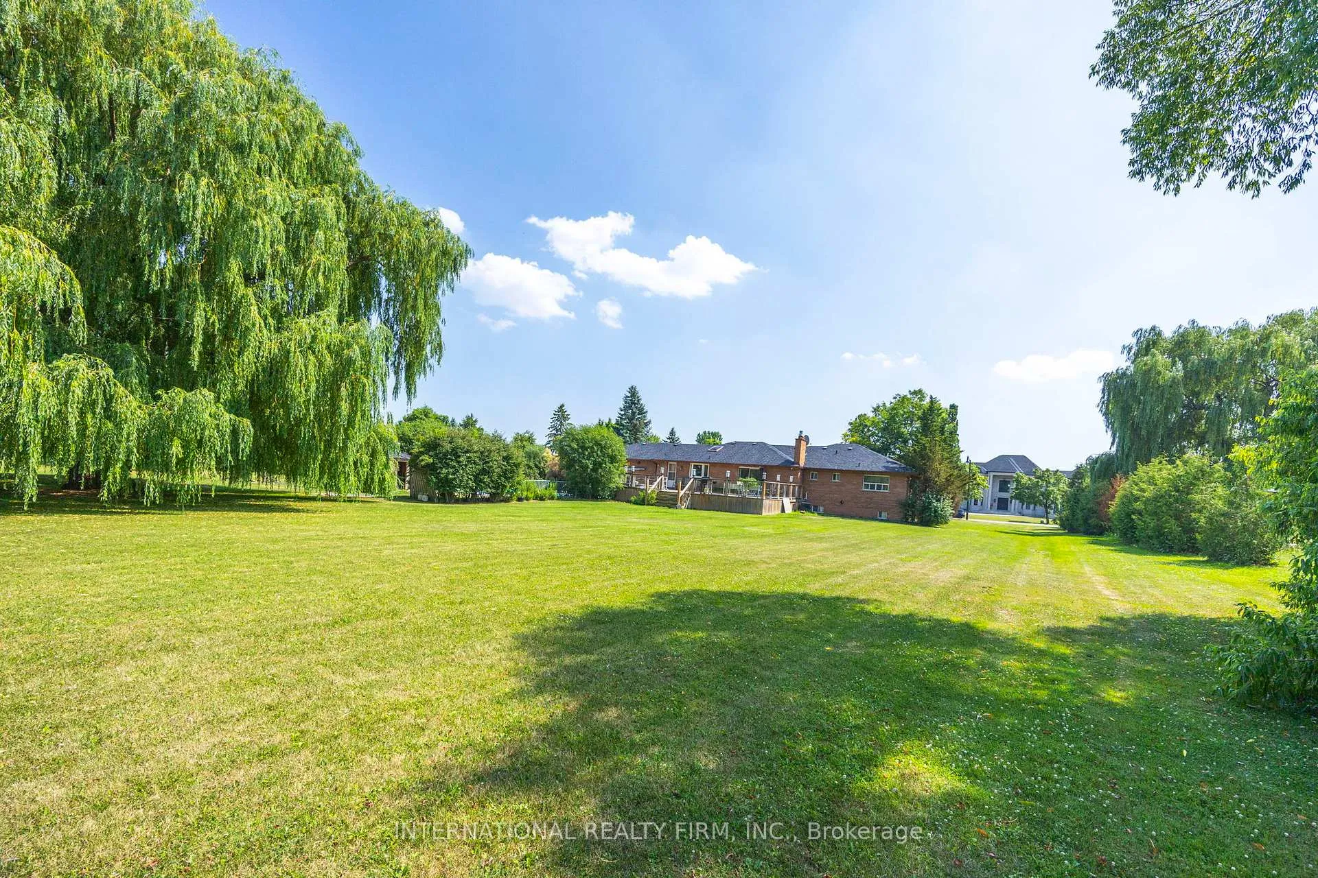 Photo 13 of 3 Grafton Crescent, Brampton, Toronto Gore Rural Estate — HOMEH