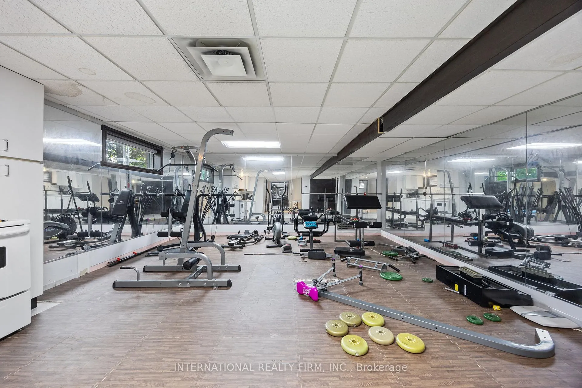 Photo 34 of 3 Grafton Crescent, Brampton, Toronto Gore Rural Estate — HOMEH