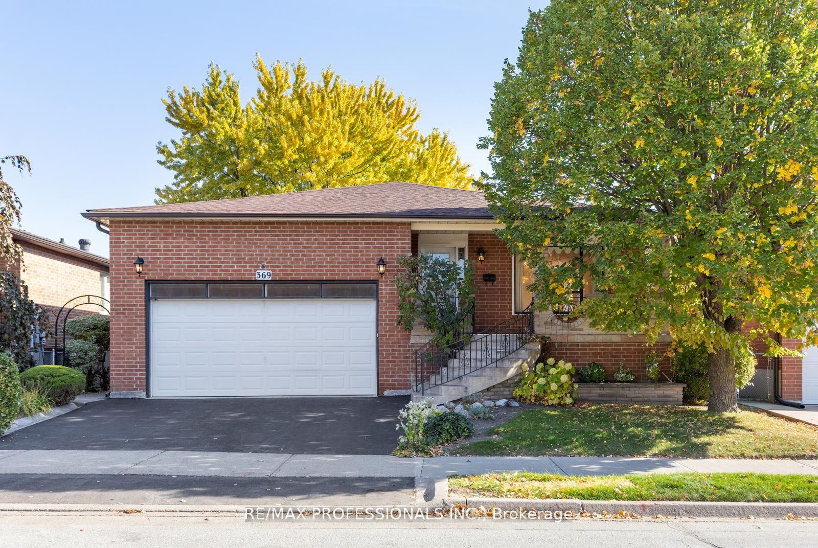 Photo 1 of 369 Airdrie Drive, Vaughan, East Woodbridge — HOMEH