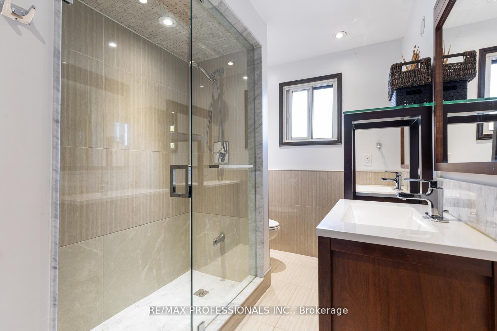 Photo 24 of 369 Airdrie Drive, Vaughan, East Woodbridge — HOMEH
