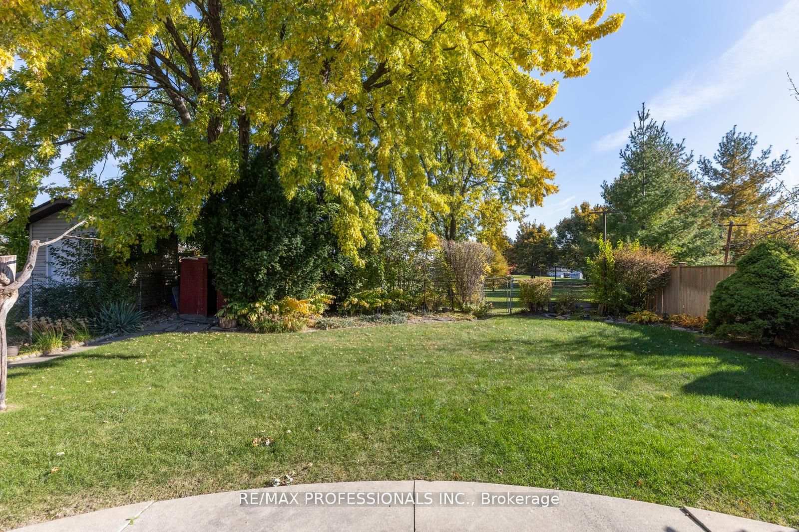 Photo 34 of 369 Airdrie Drive, Vaughan, East Woodbridge — HOMEH