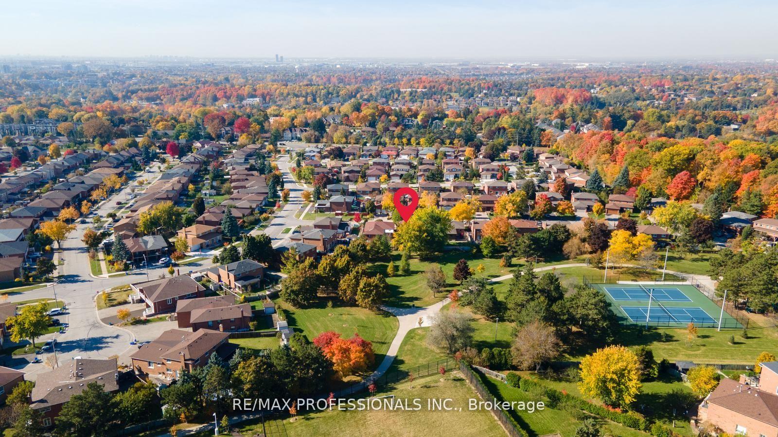 Photo 38 of 369 Airdrie Drive, Vaughan, East Woodbridge — HOMEH