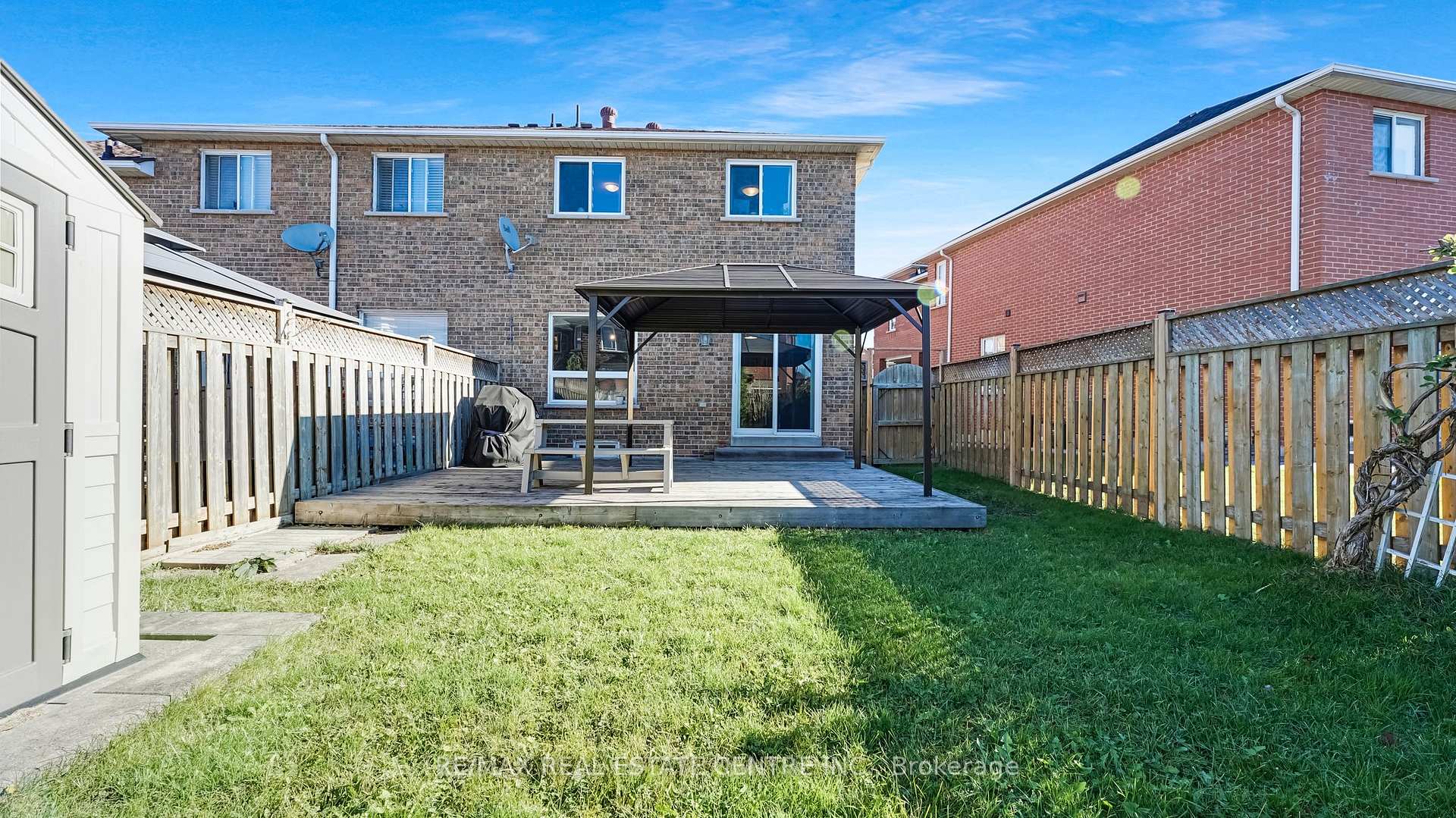 Photo 27 of 38 Piazza Crescent, Vaughan, West Woodbridge — HOMEH