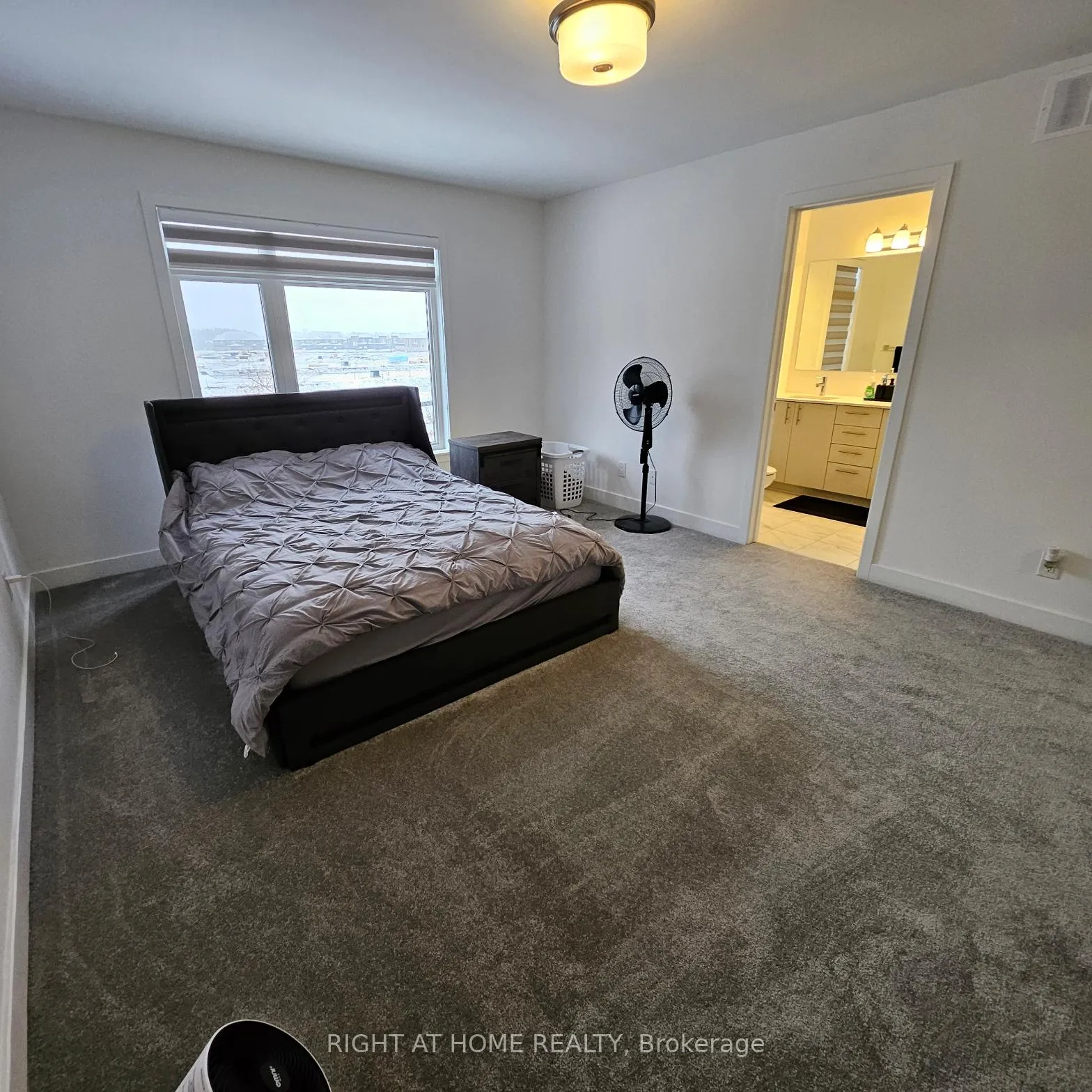 Photo 10 of 49 Moosonee Crescent, Ottawa, Riverside South/Gloucester Glen — HOMEH