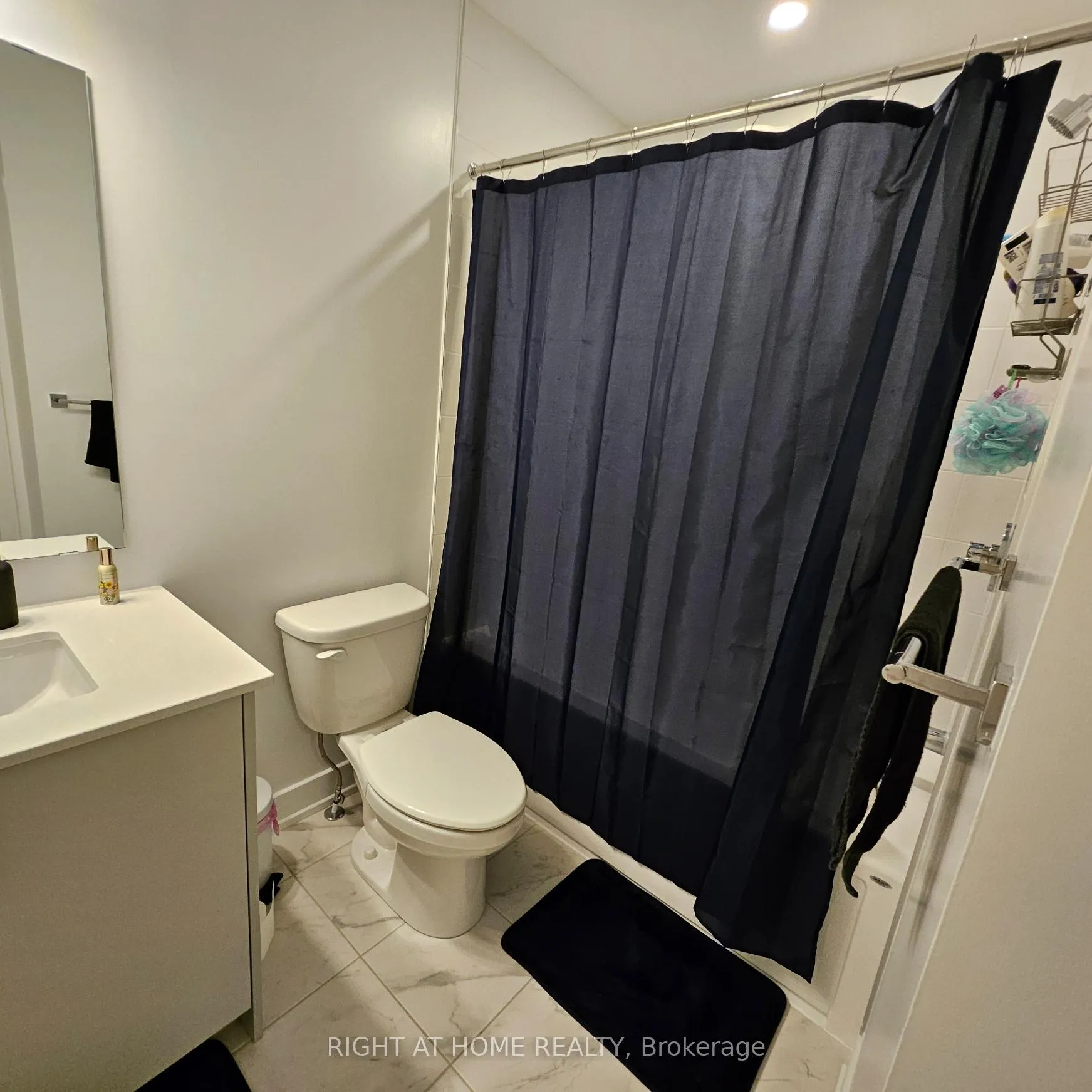 Photo 17 of 49 Moosonee Crescent, Ottawa, Riverside South/Gloucester Glen — HOMEH