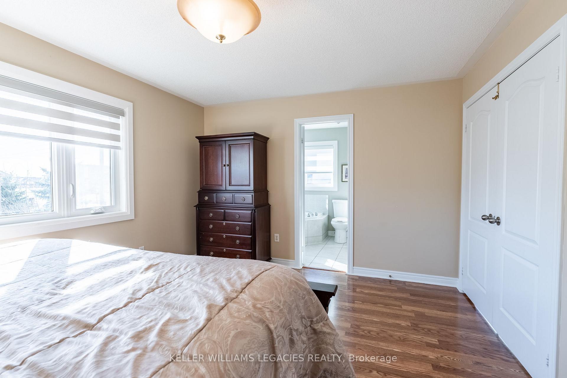 Photo 16 of 98 Daiseyfield Crescent, Vaughan, Vellore Village — HOMEH