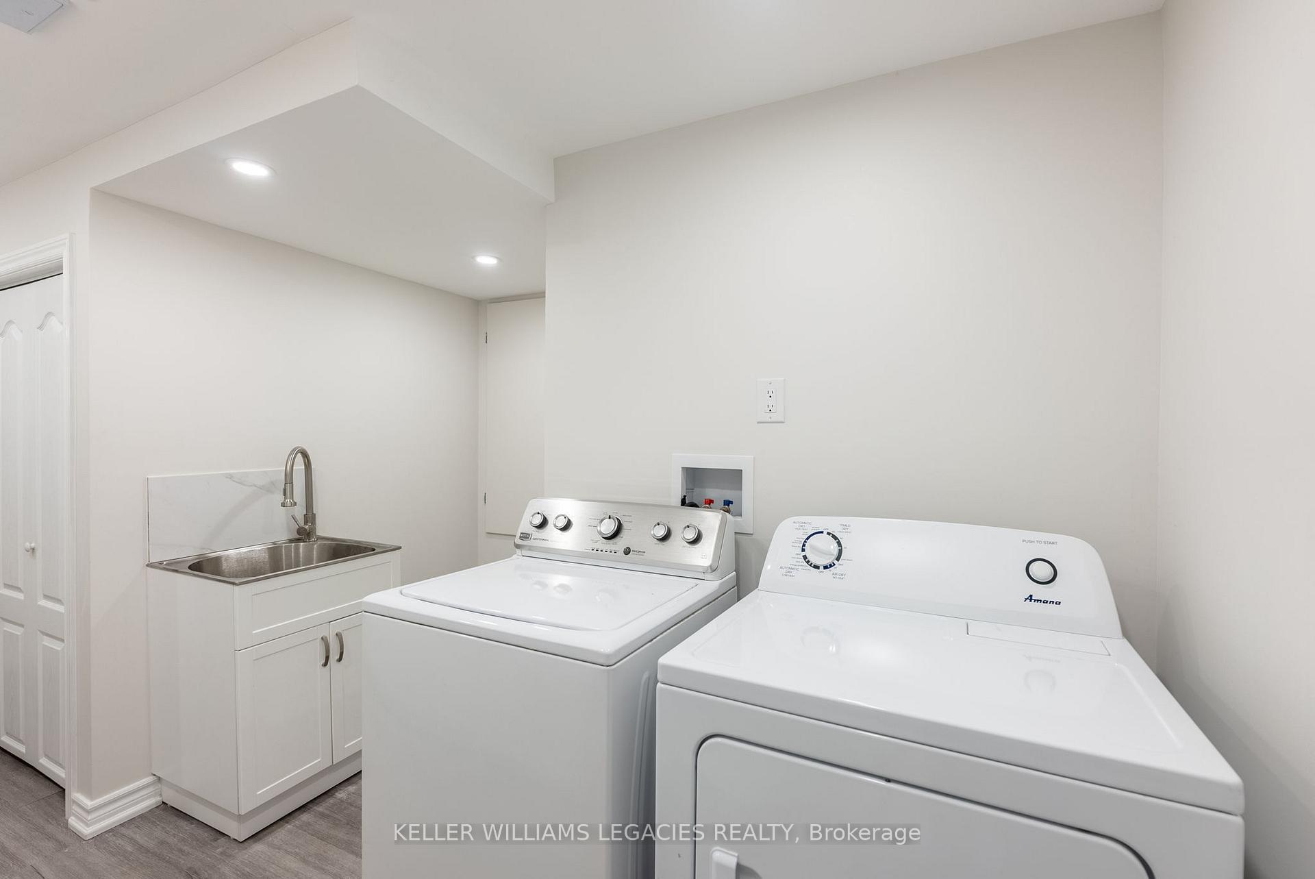 Photo 33 of 98 Daiseyfield Crescent, Vaughan, Vellore Village — HOMEH