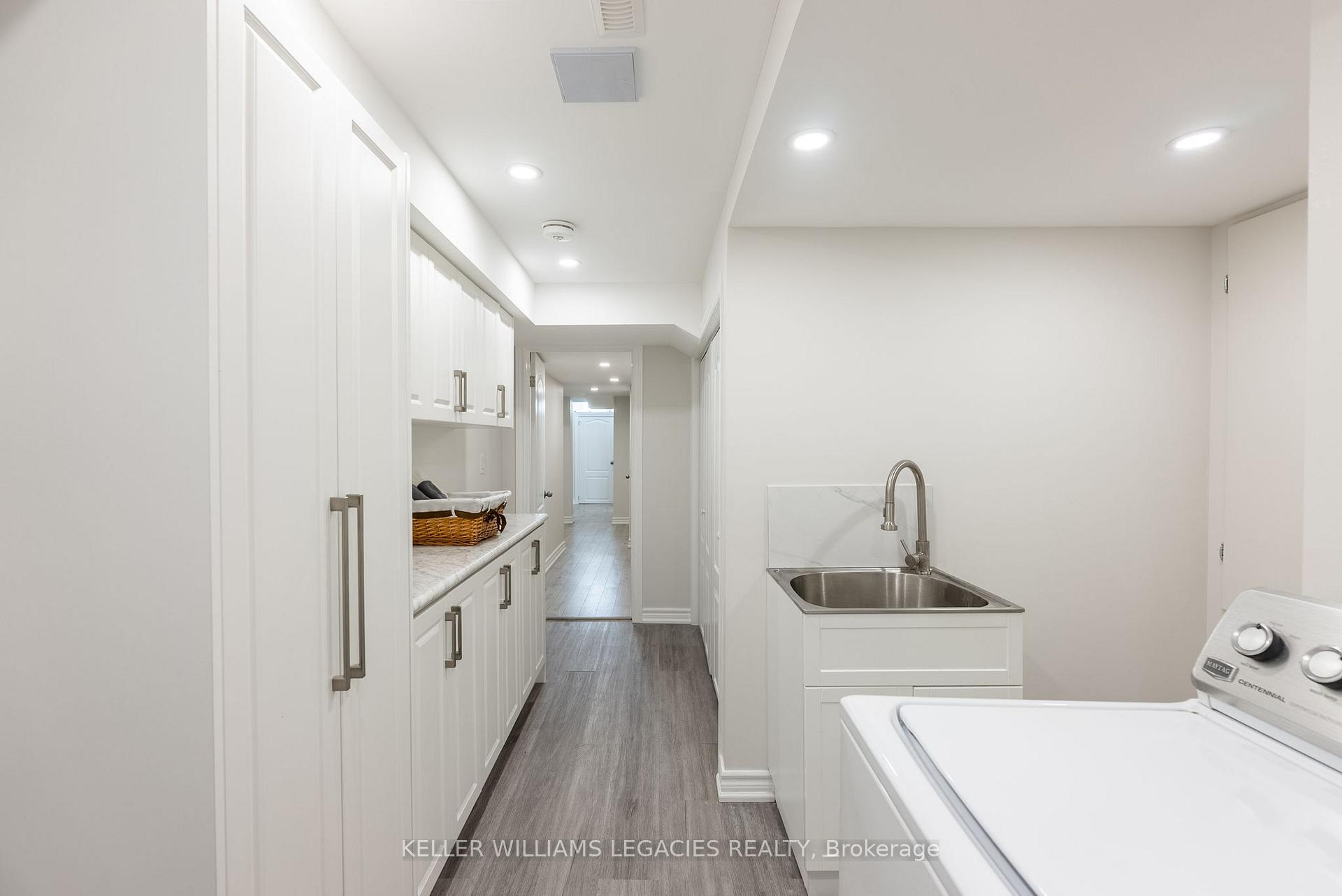 Photo 34 of 98 Daiseyfield Crescent, Vaughan, Vellore Village — HOMEH