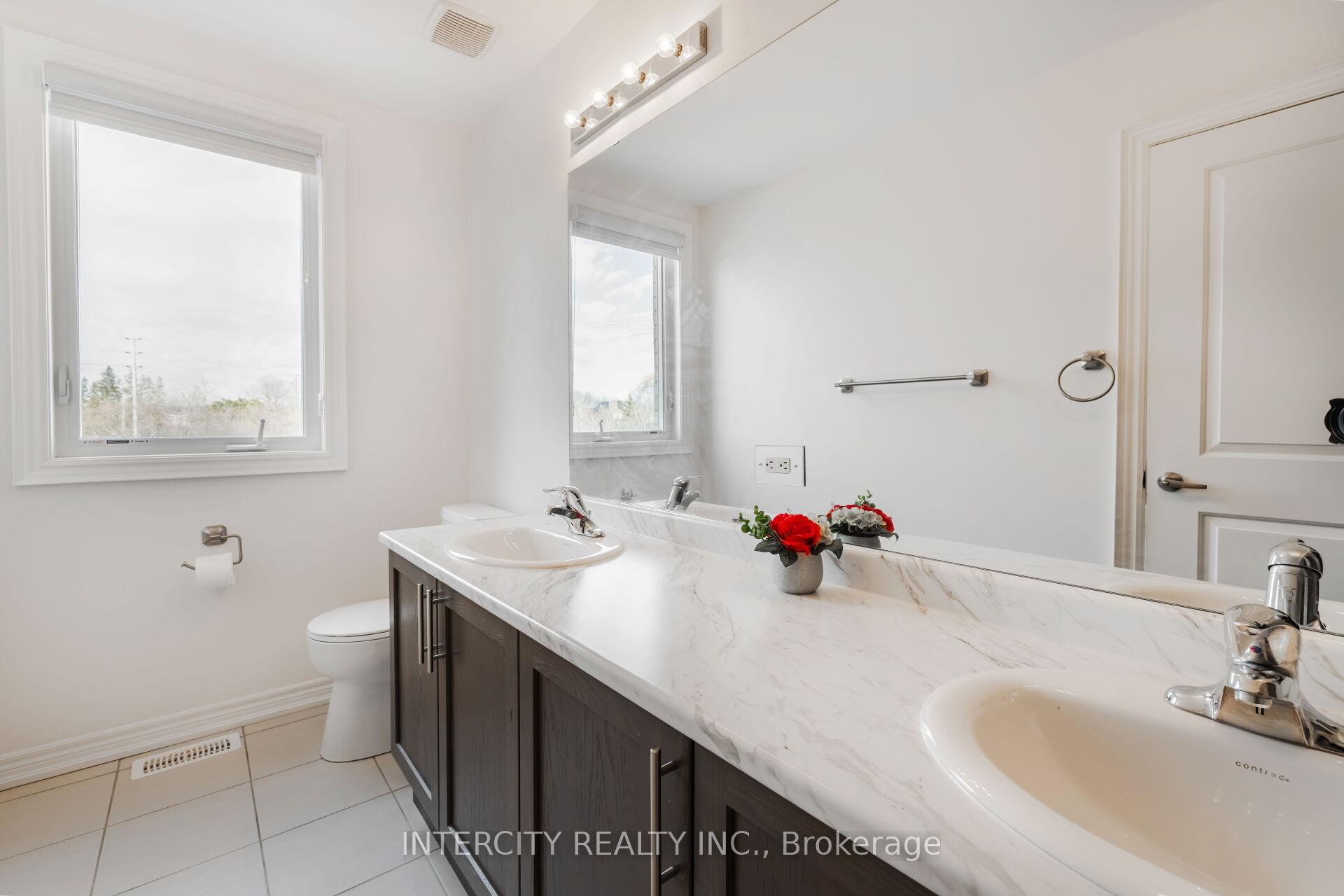 Photo 35 of 19 Queenpost Drive, Brampton, Credit Valley — HOMEH