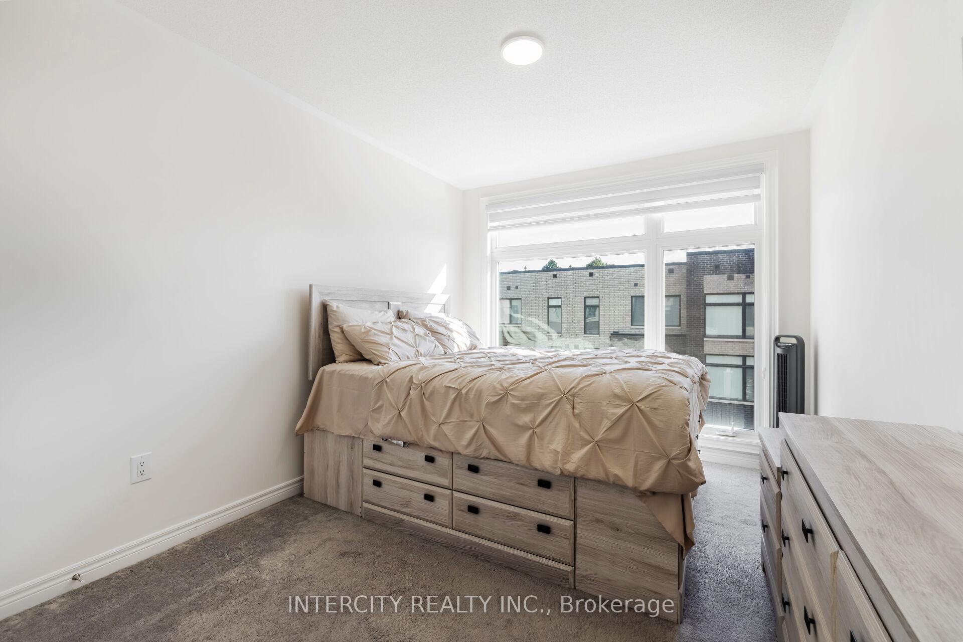 Photo 41 of 19 Queenpost Drive, Brampton, Credit Valley — HOMEH