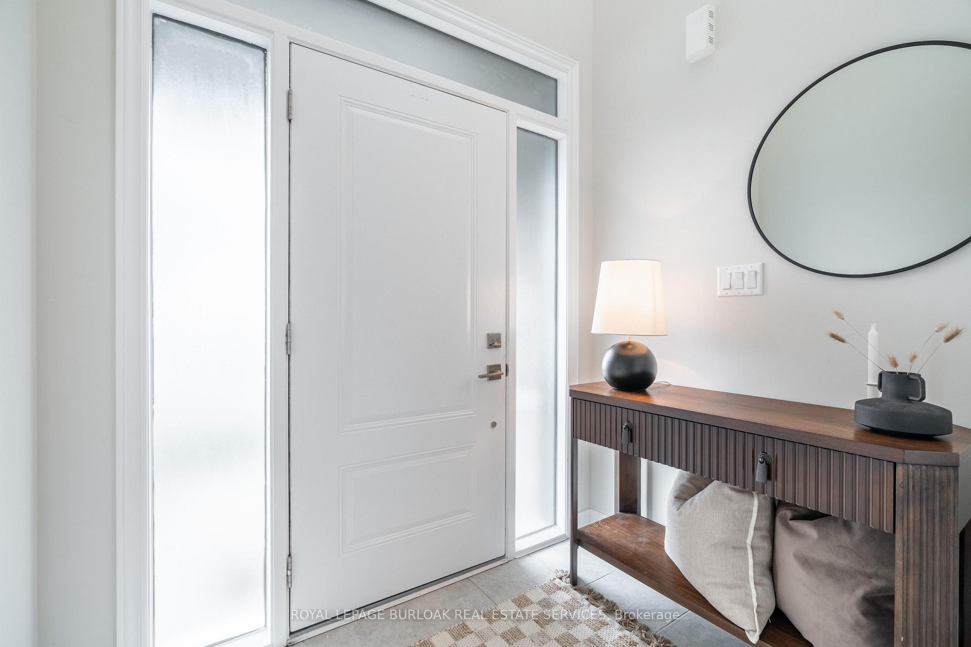 Photo 2 of 127 Starfire Crescent, Hamilton, Fruitland — HOMEH