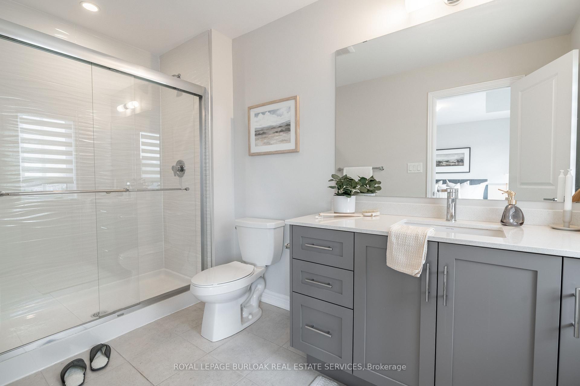 Photo 20 of 127 Starfire Crescent, Hamilton, Fruitland — HOMEH