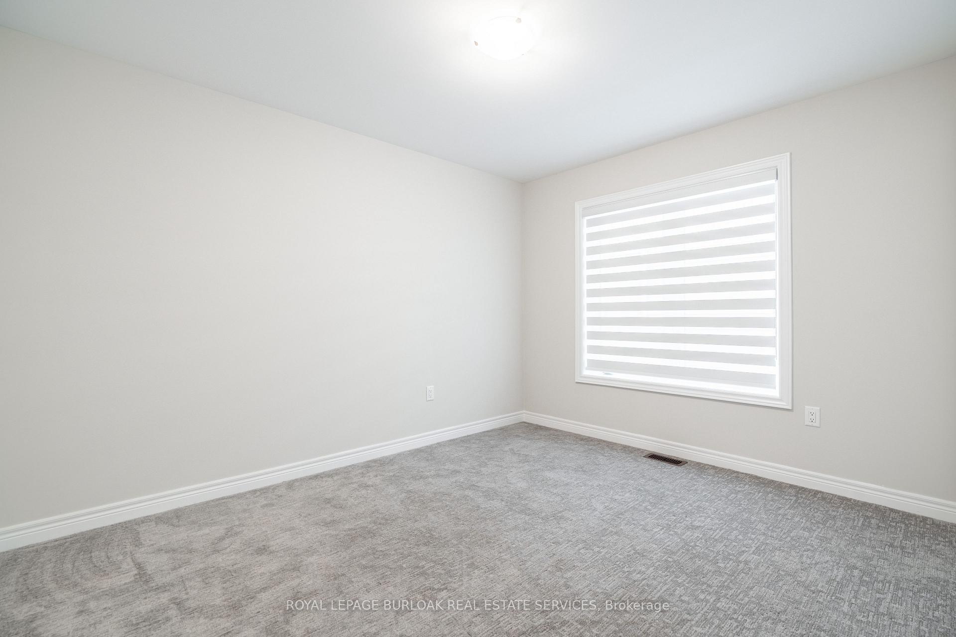 Photo 24 of 127 Starfire Crescent, Hamilton, Fruitland — HOMEH