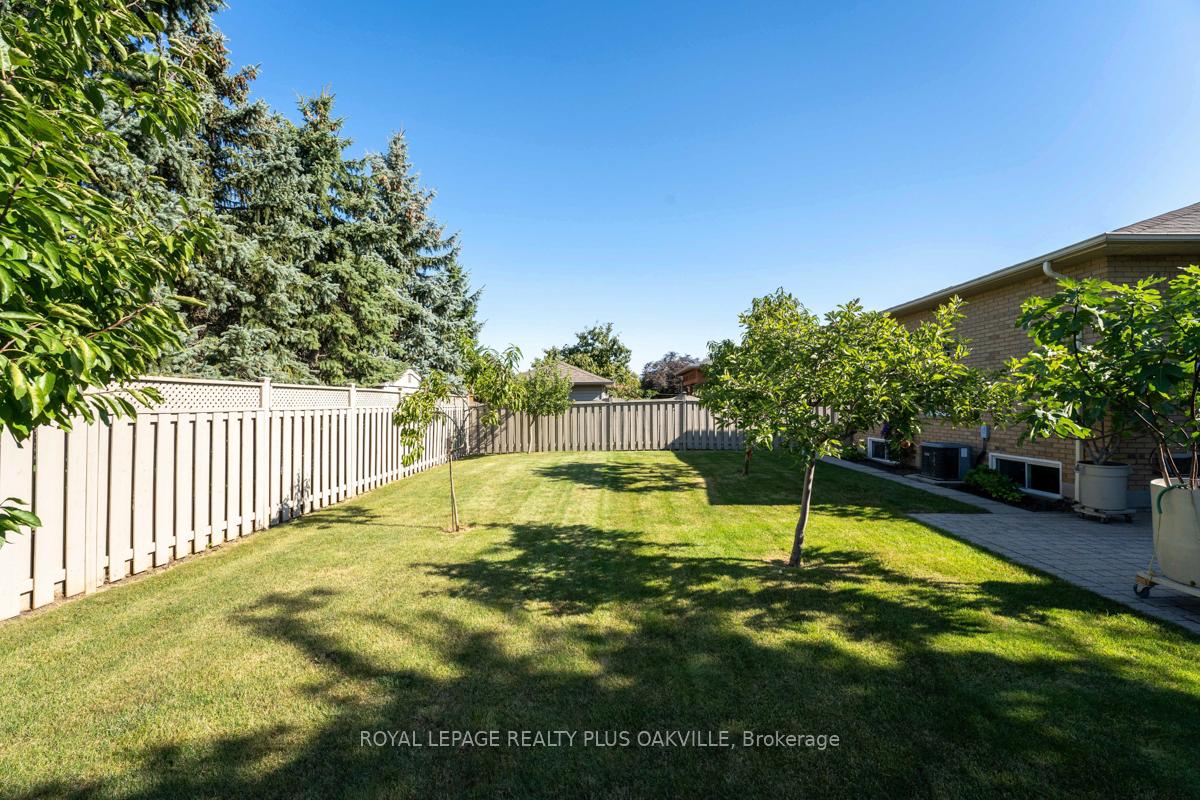 Photo 32 of 195 Winona Road, Hamilton, Winona — HOMEH