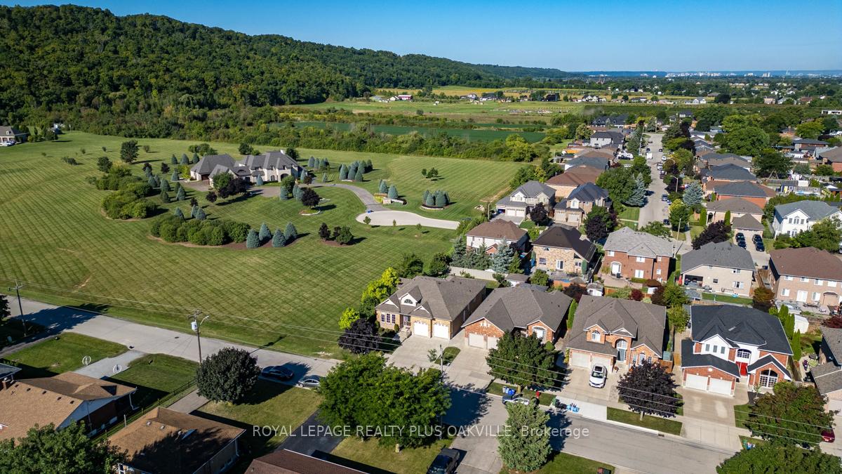 Photo 38 of 195 Winona Road, Hamilton, Winona — HOMEH