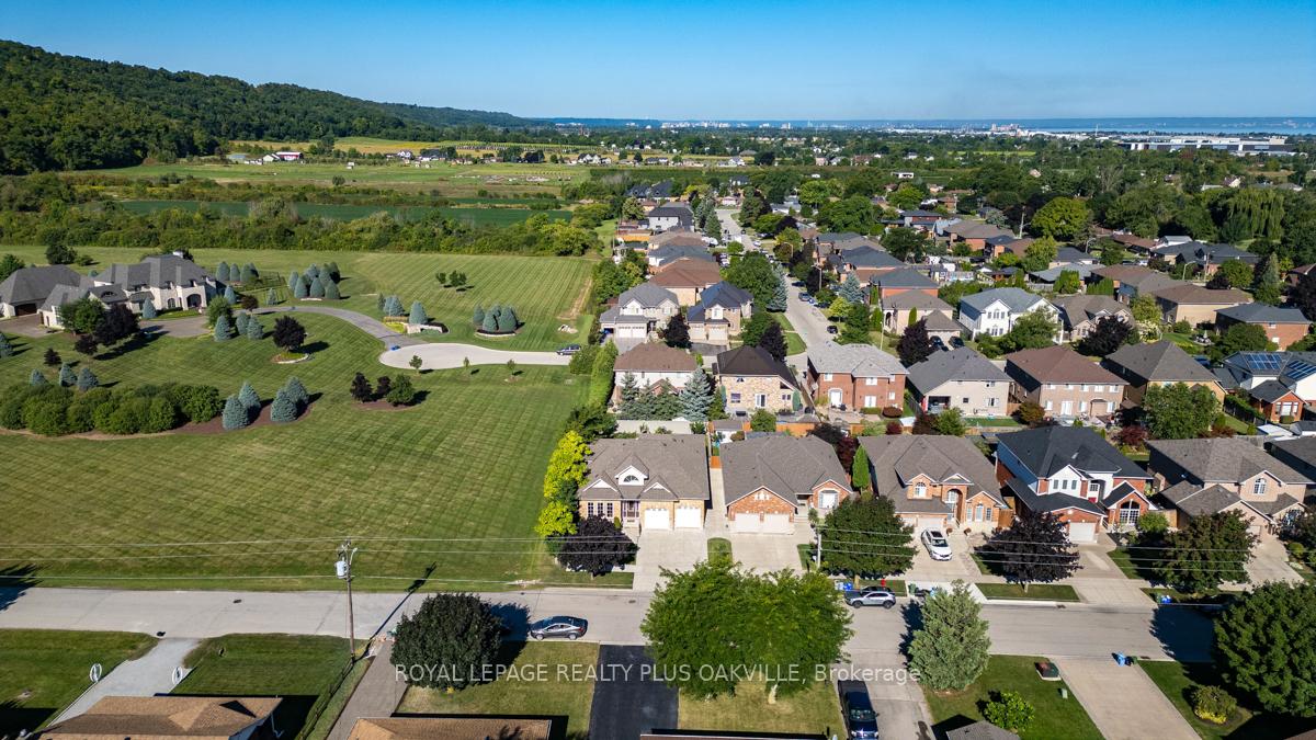 Photo 39 of 195 Winona Road, Hamilton, Winona — HOMEH