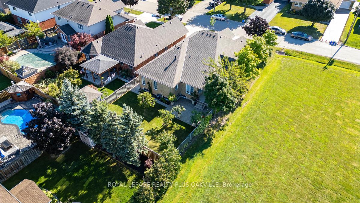 Photo 42 of 195 Winona Road, Hamilton, Winona — HOMEH