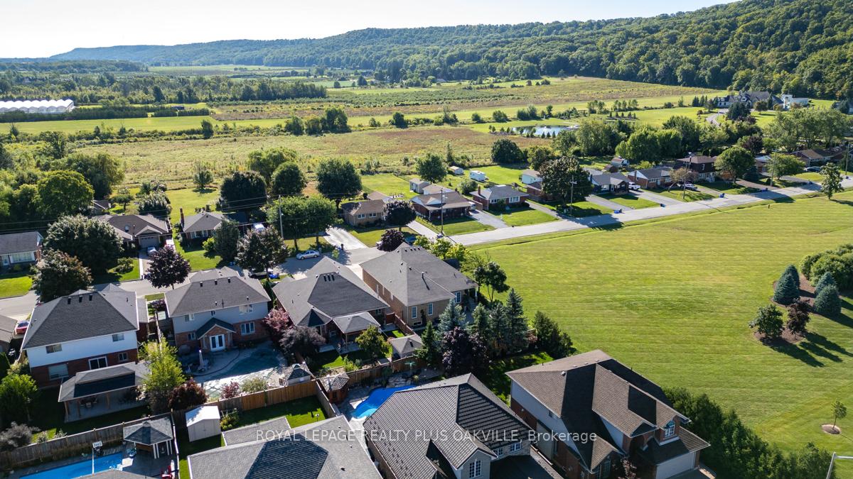 Photo 45 of 195 Winona Road, Hamilton, Winona — HOMEH